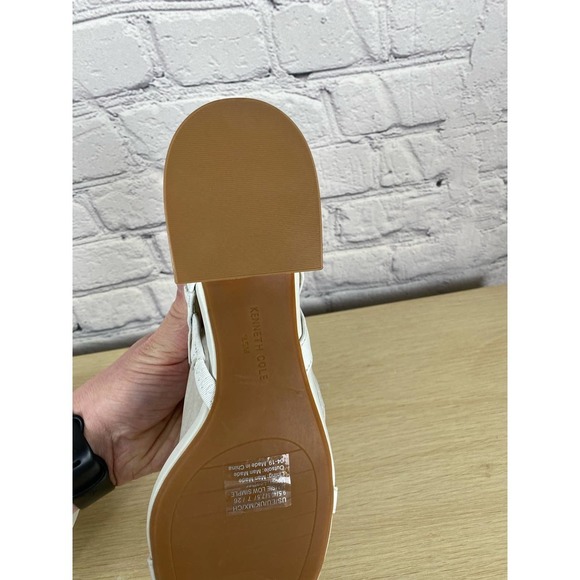 Kenneth Cole Maisie White Sandals Heels size 9.5 NWT - Picture 9 of 11